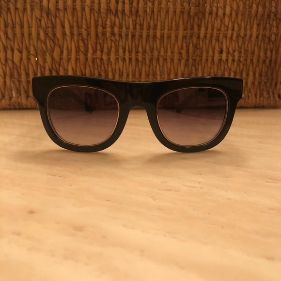 WESTWARD \ LEANING SUNGLASSES
